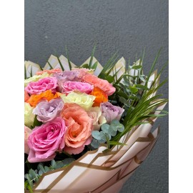 30 ADET RENKLİ GÜL BUKETİ